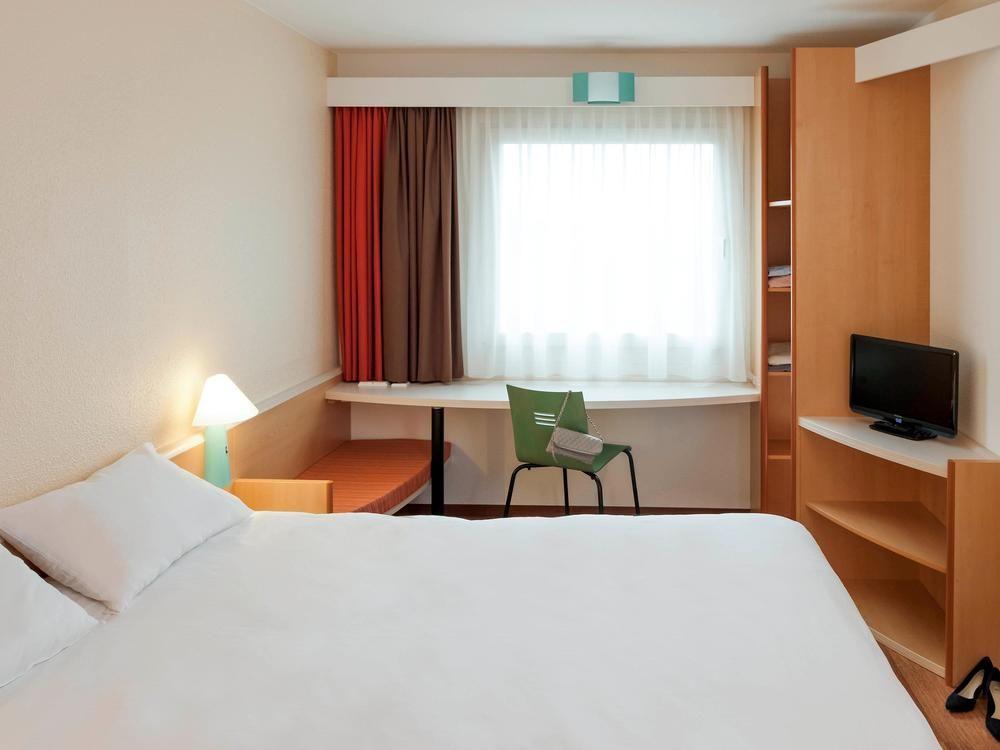 Ibis Epernay Centre Ville Екстериор снимка